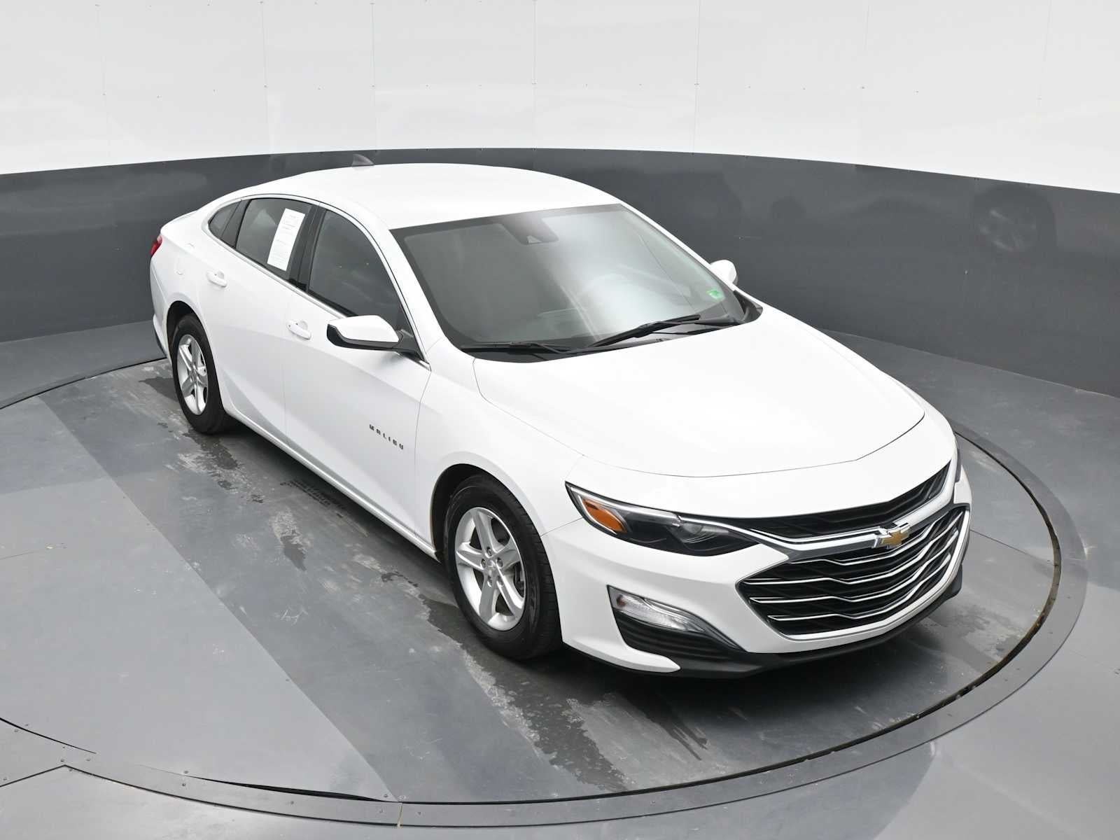 2022 Chevrolet Malibu LS