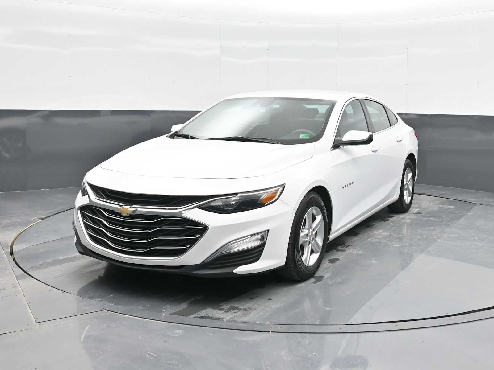 2022 Chevrolet Malibu LS
