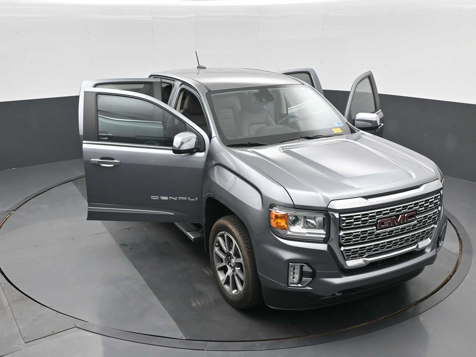 2022 GMC Canyon 4WD Denali