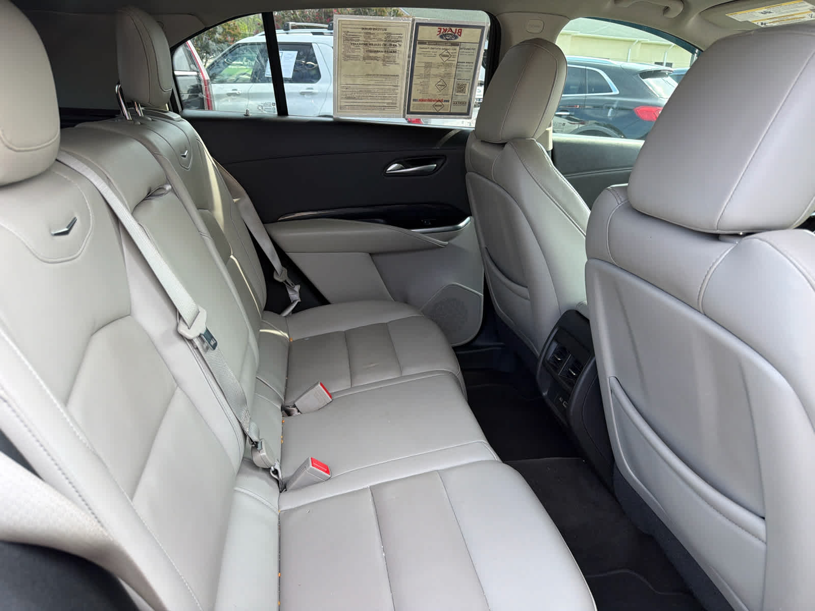 2021 Cadillac XT4 FWD Premium Luxury