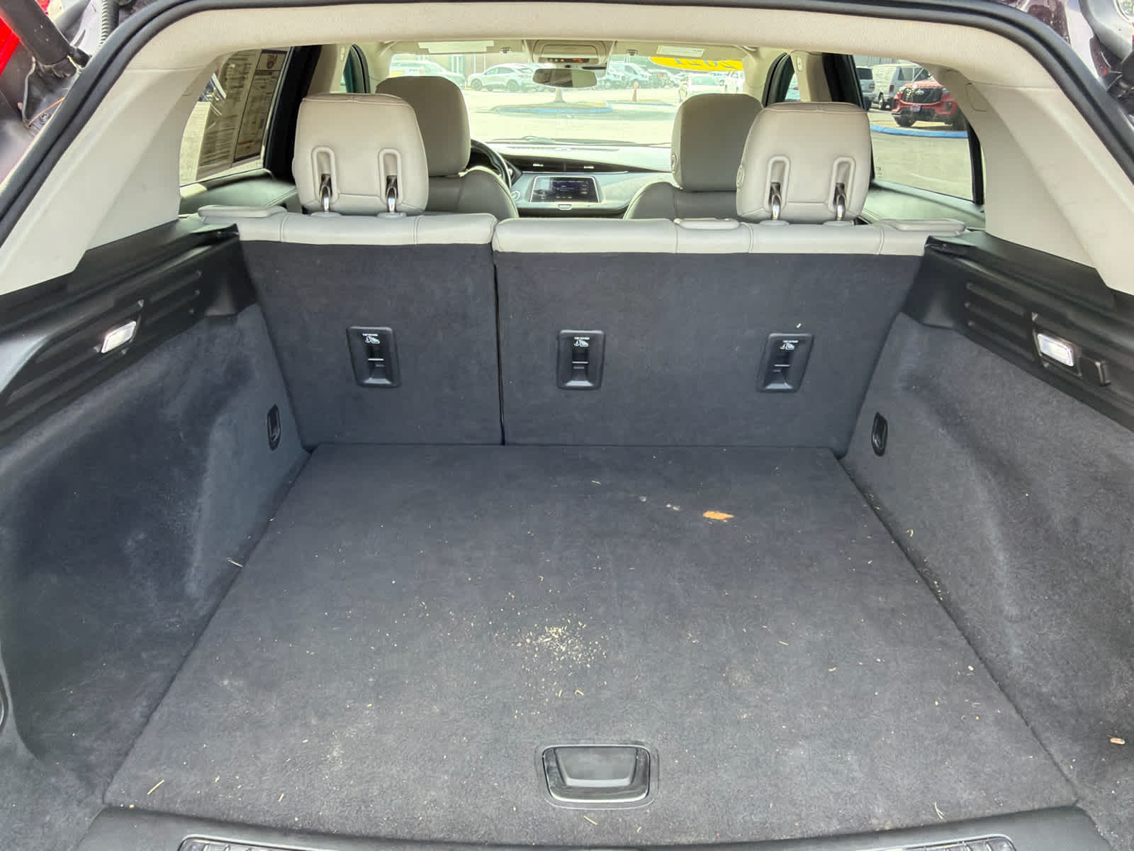 2021 Cadillac XT4 FWD Premium Luxury