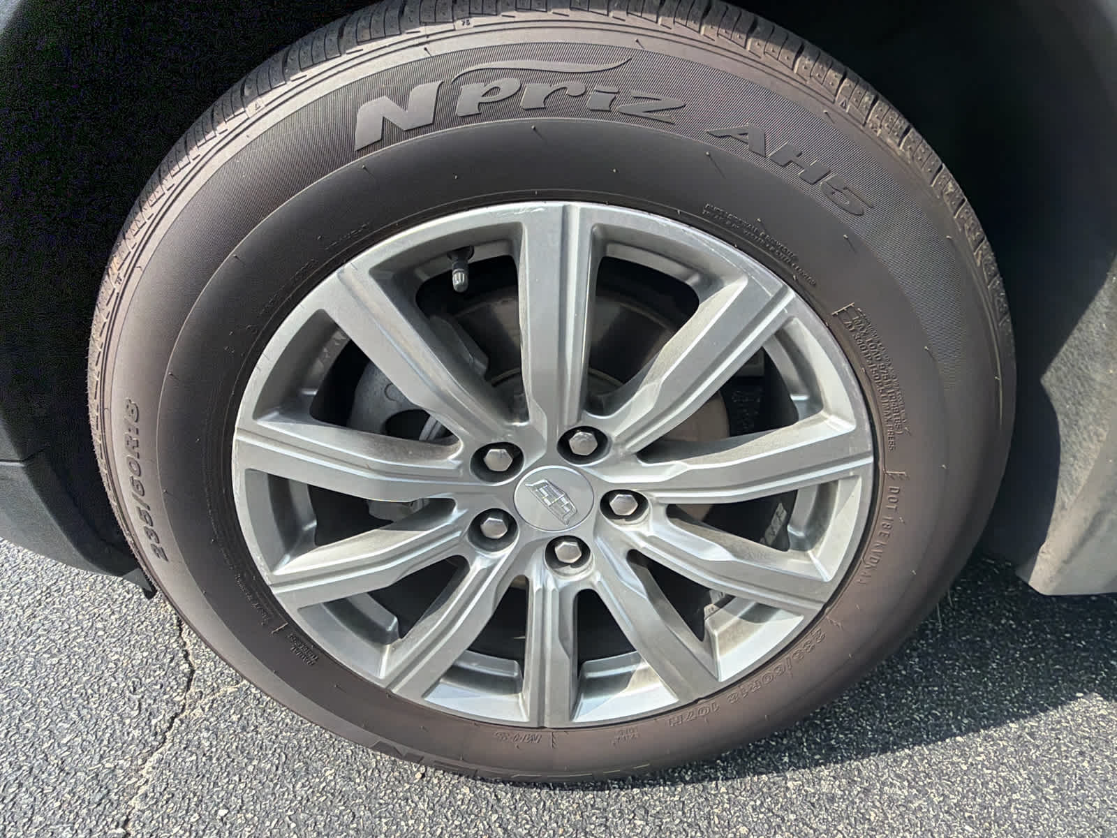 2021 Cadillac XT4 FWD Premium Luxury