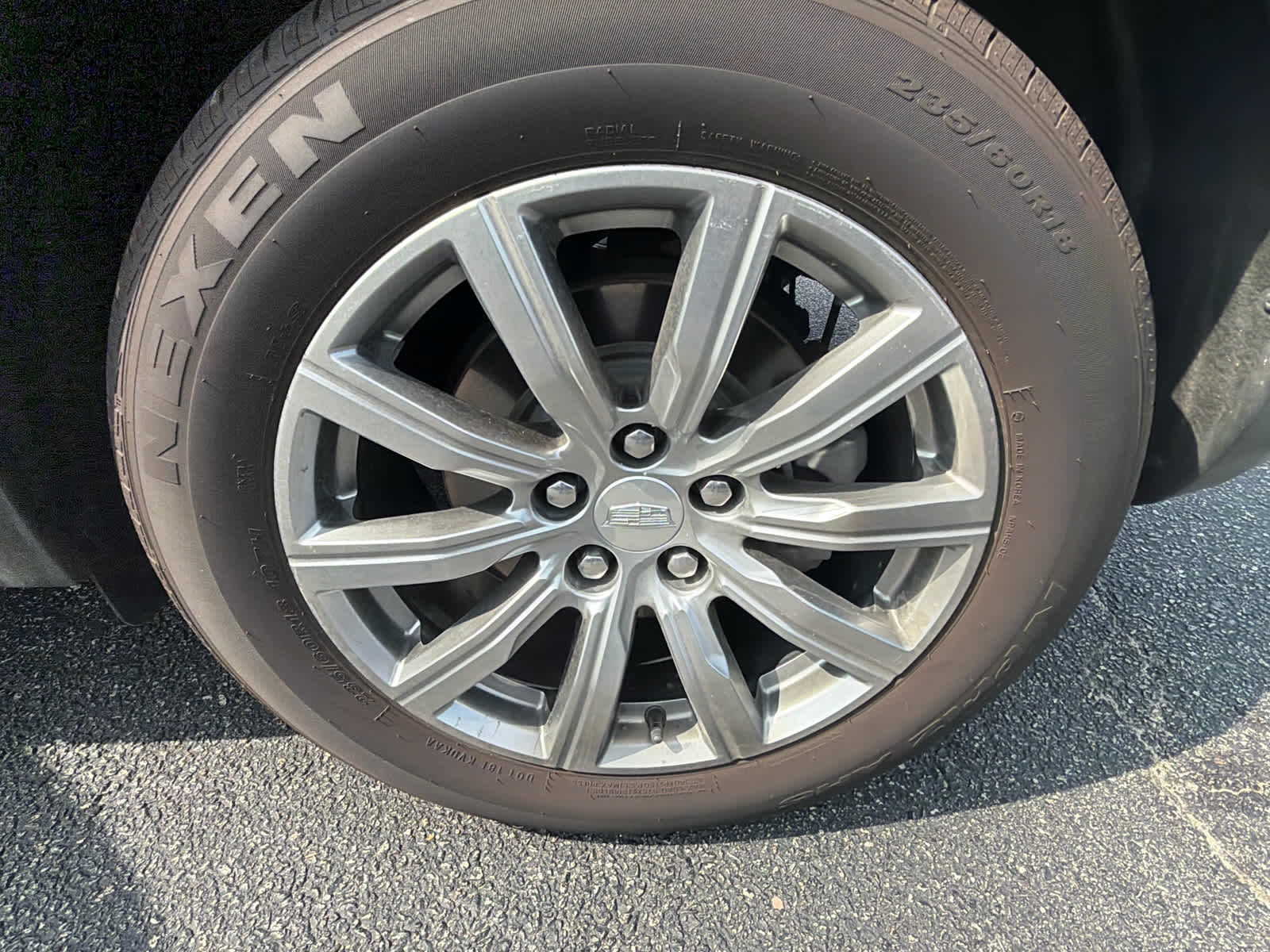 2021 Cadillac XT4 FWD Premium Luxury
