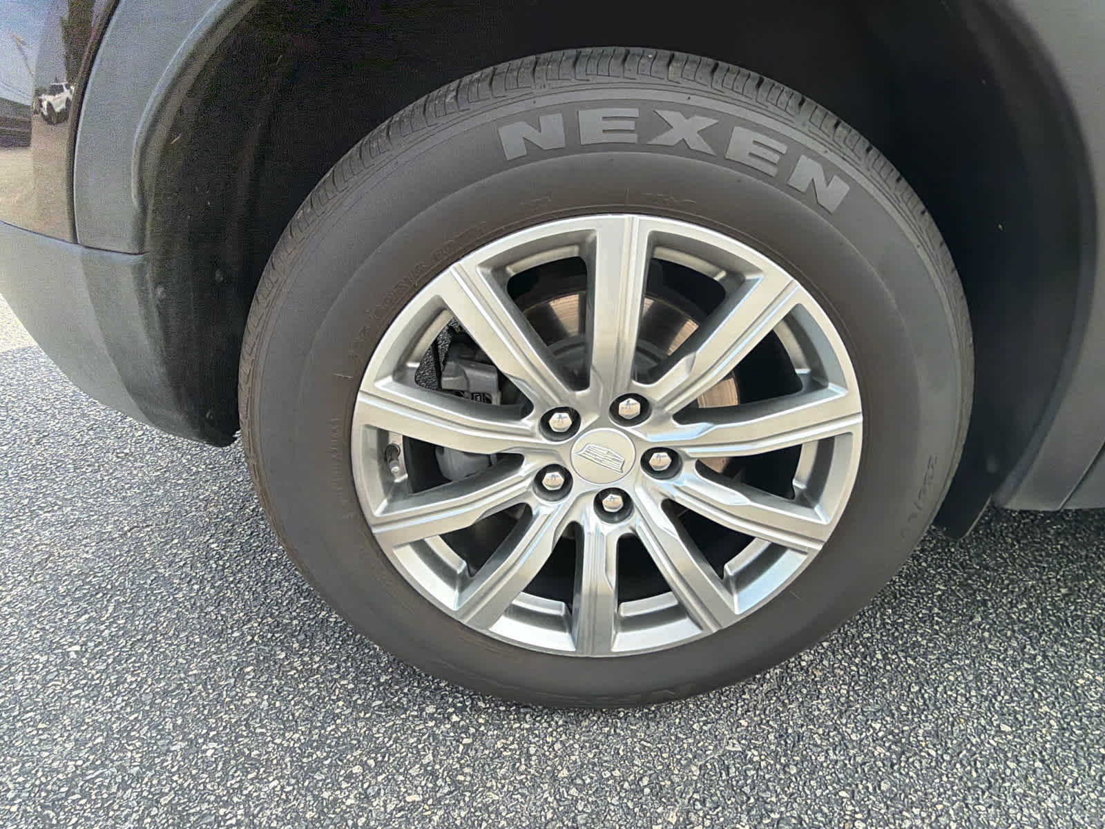 2021 Cadillac XT4 FWD Premium Luxury