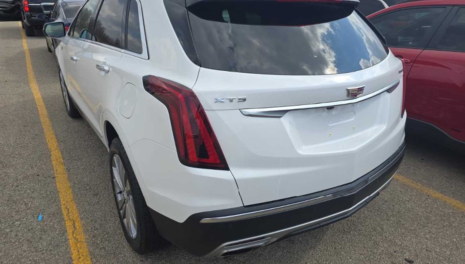 2024 Cadillac XT5 FWD Premium Luxury