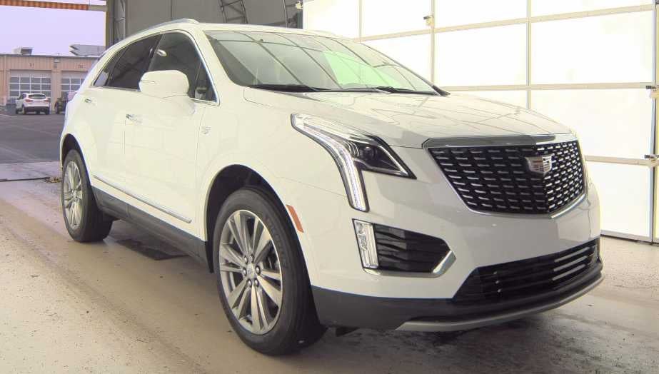 2024 Cadillac XT5 FWD Premium Luxury