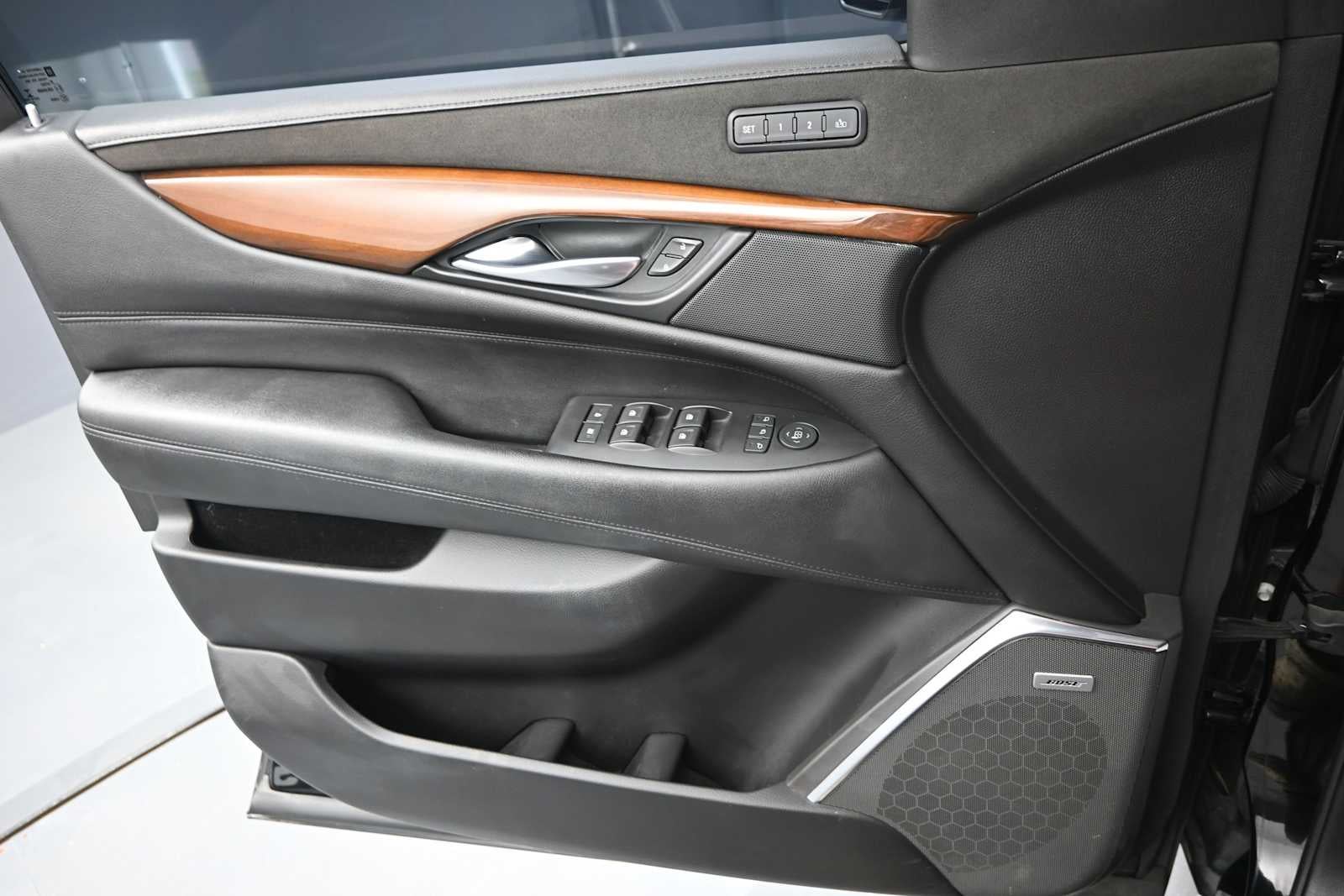 2018 Cadillac Escalade Base
