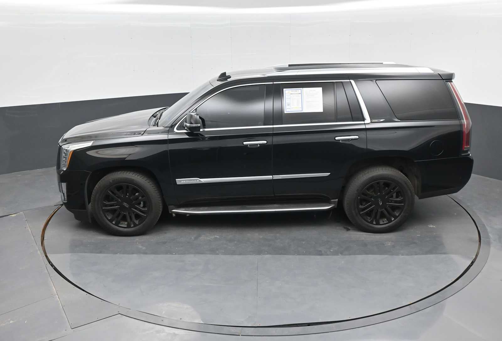 2018 Cadillac Escalade Base