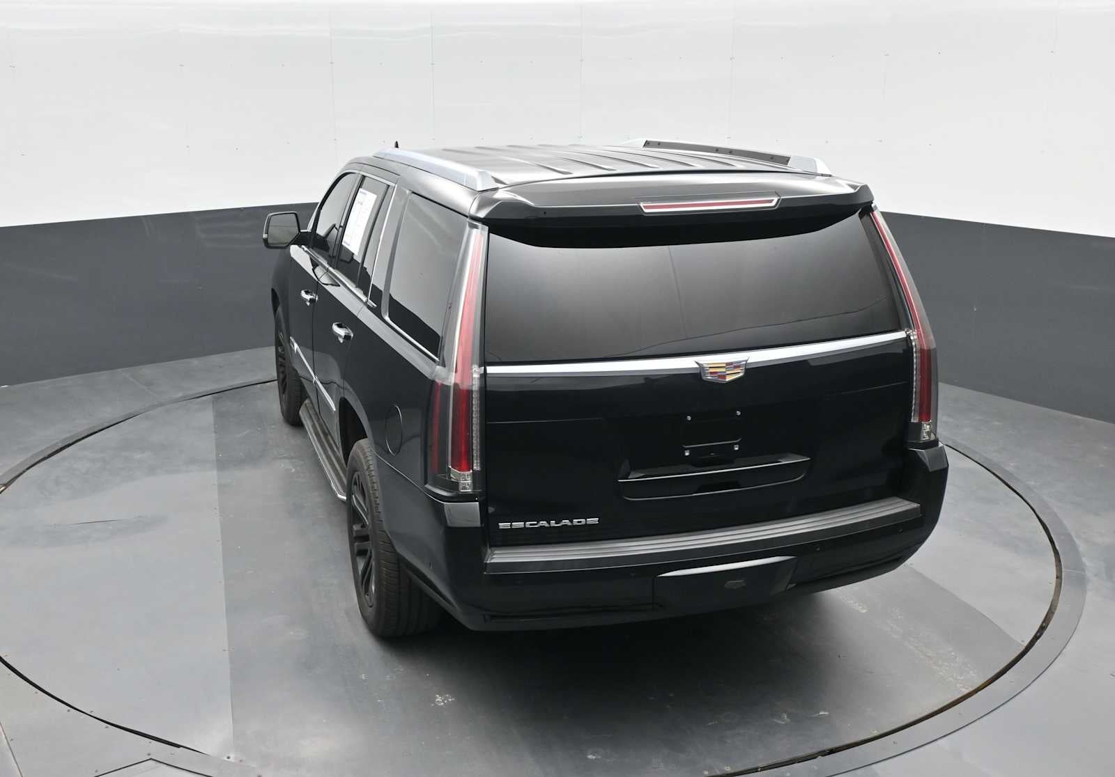 2018 Cadillac Escalade Base