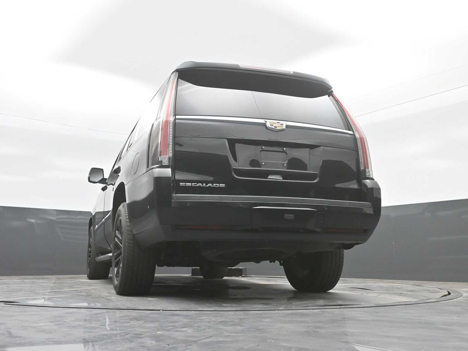 2018 Cadillac Escalade Base