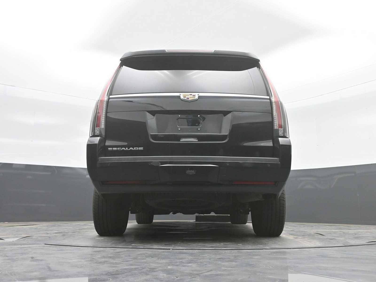 2018 Cadillac Escalade Base
