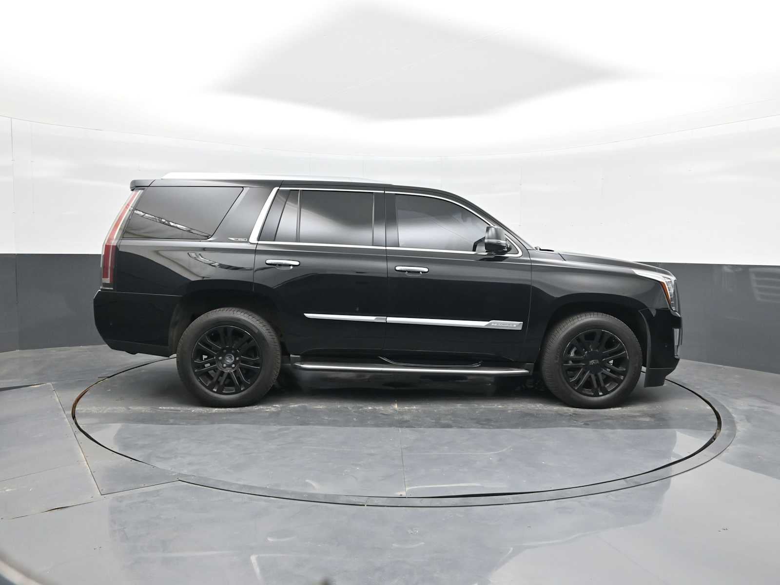 2018 Cadillac Escalade Base