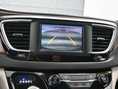 2024 Chrysler Voyager LX