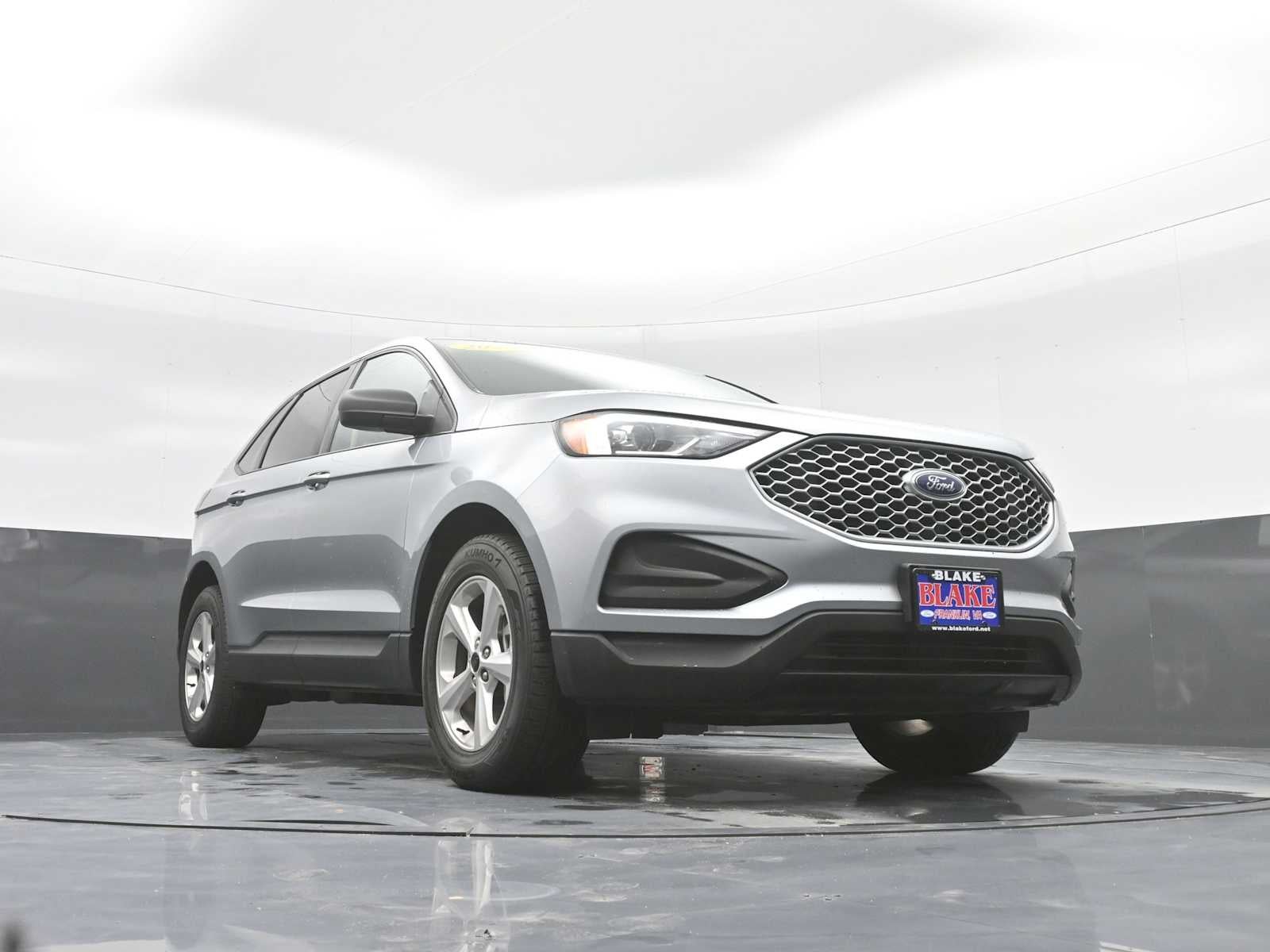 2023 Ford Edge SE