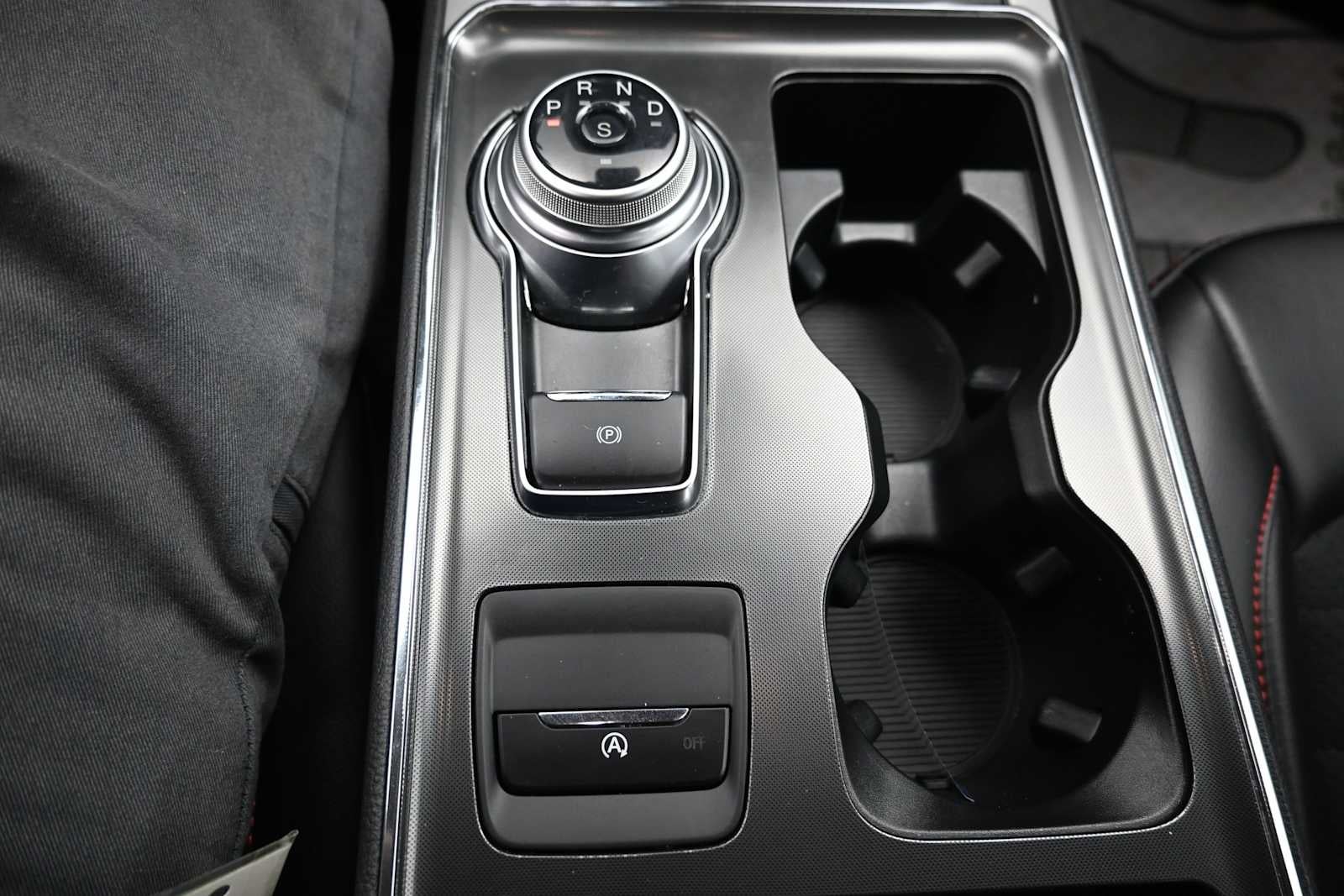 2024 Ford Edge ST-Line