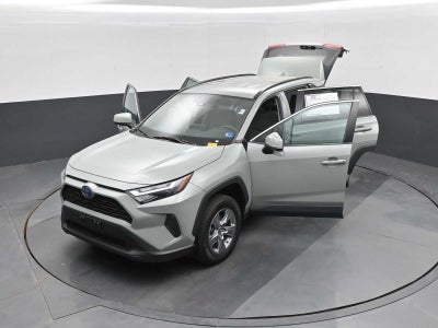 2022 Toyota RAV4 Hybrid XLE