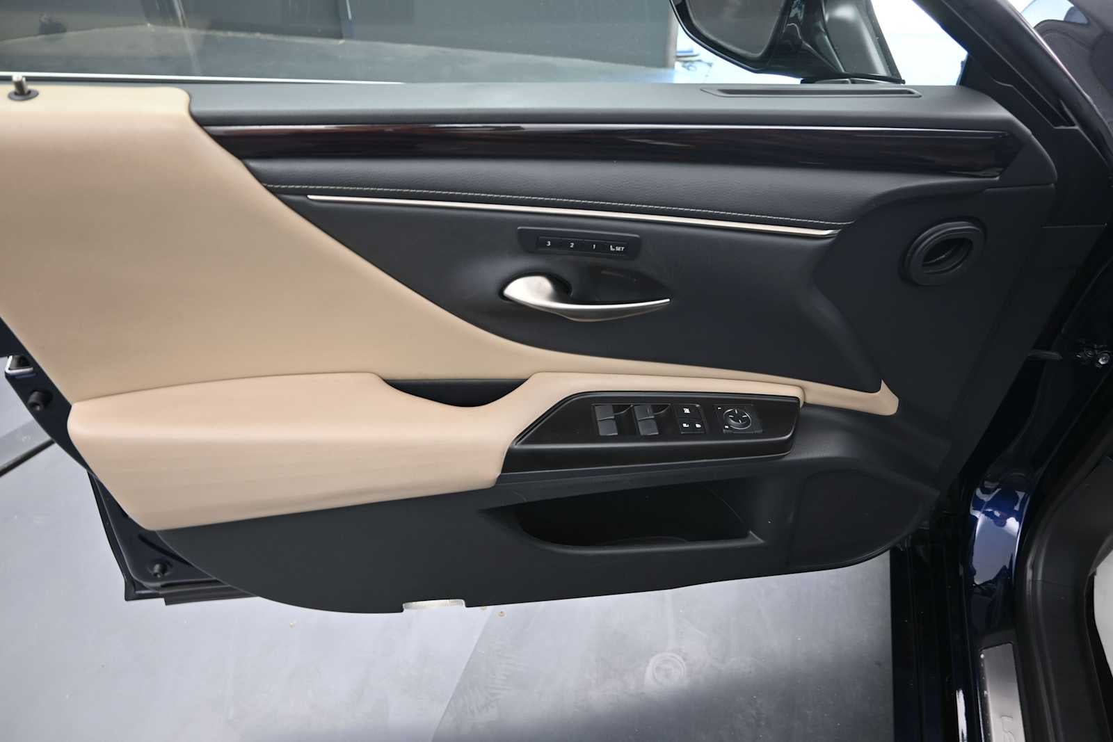 2019 Lexus ES 350 Luxury