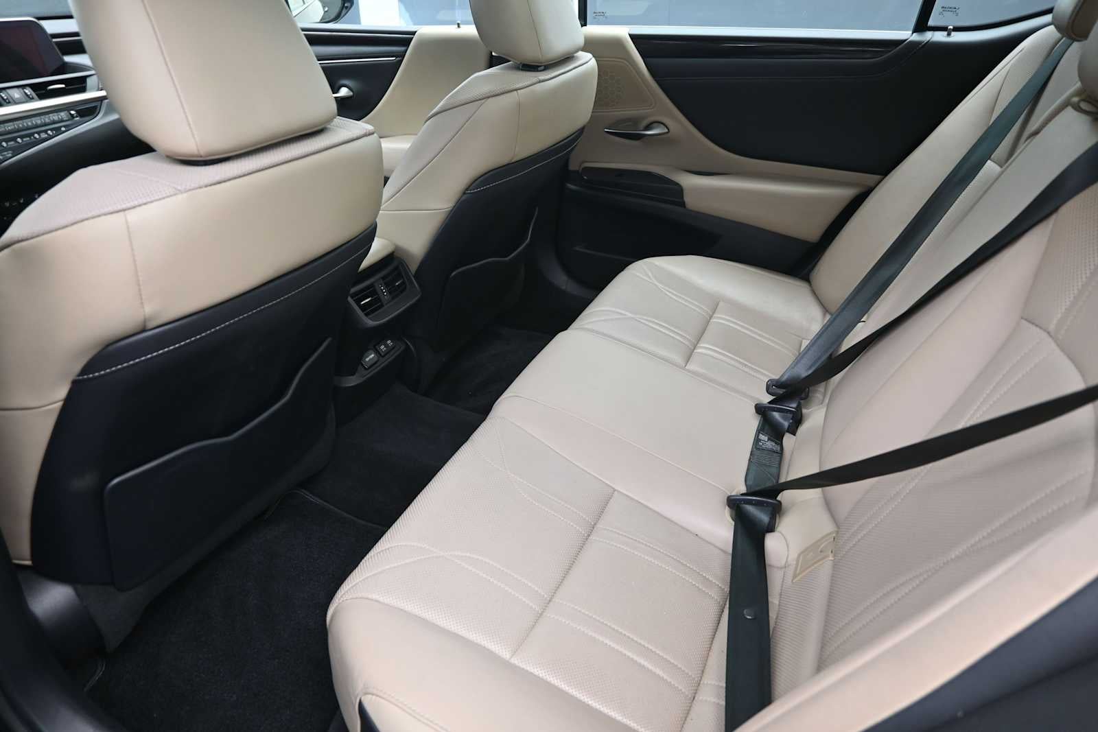 2019 Lexus ES 350 Luxury