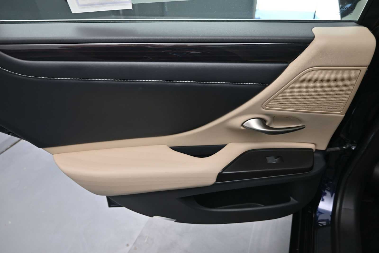 2019 Lexus ES 350 Luxury