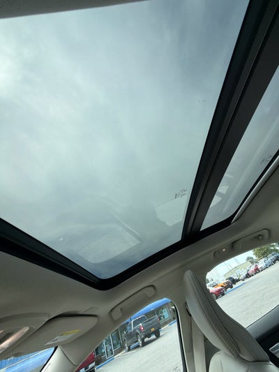 2024 Volvo S60 Plus Dark Theme