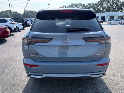 2025 Mitsubishi Outlander SE