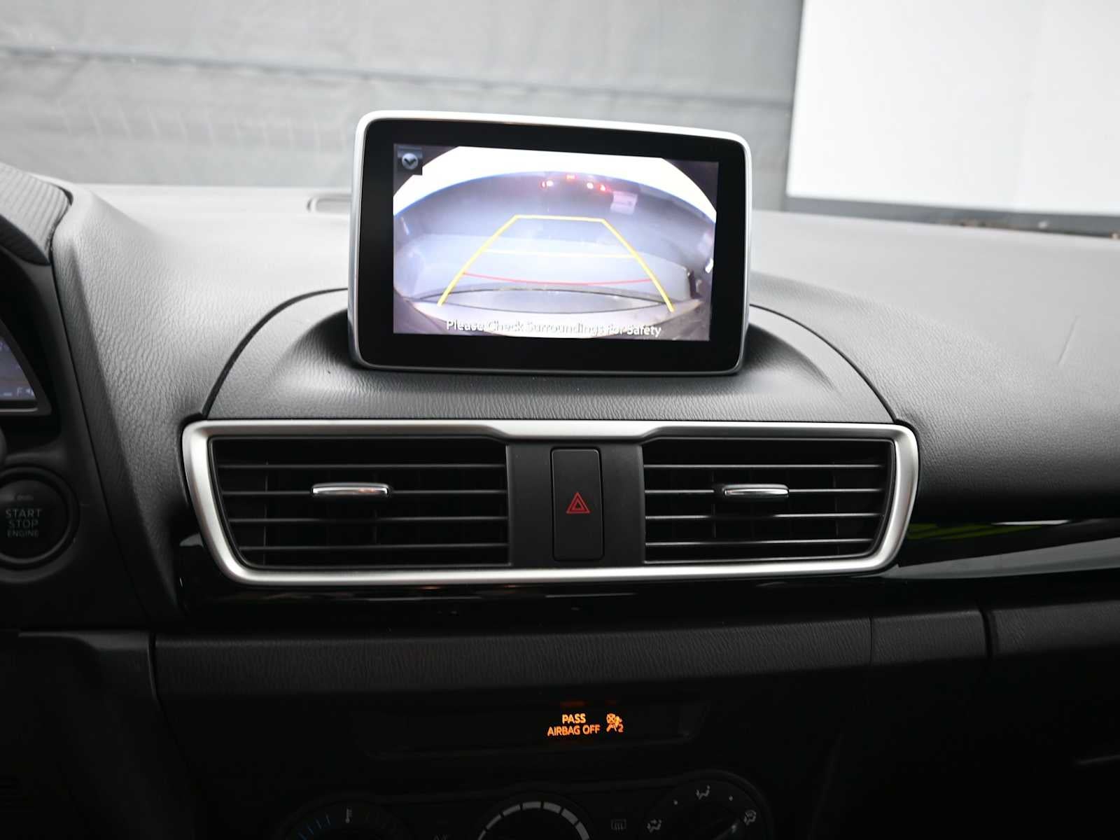 2016 Mazda MAZDA3 i Sport