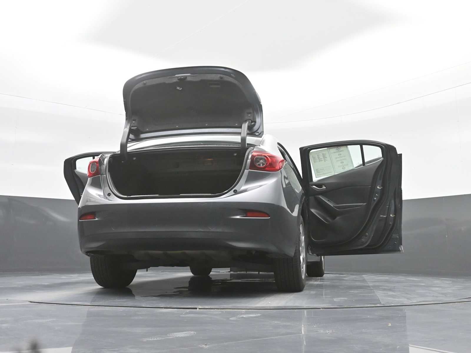 2016 Mazda MAZDA3 i Sport