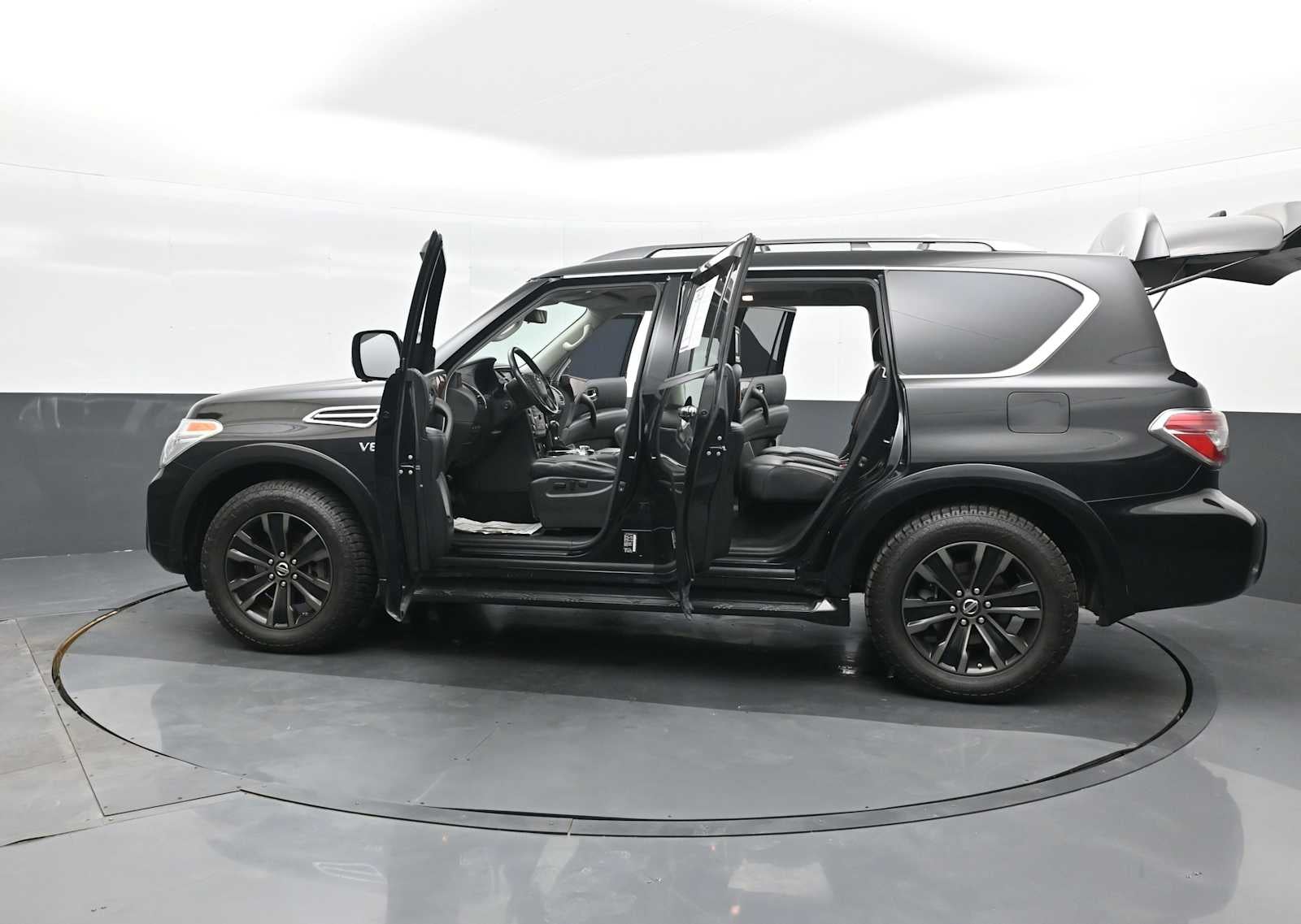 2019 Nissan Armada Platinum