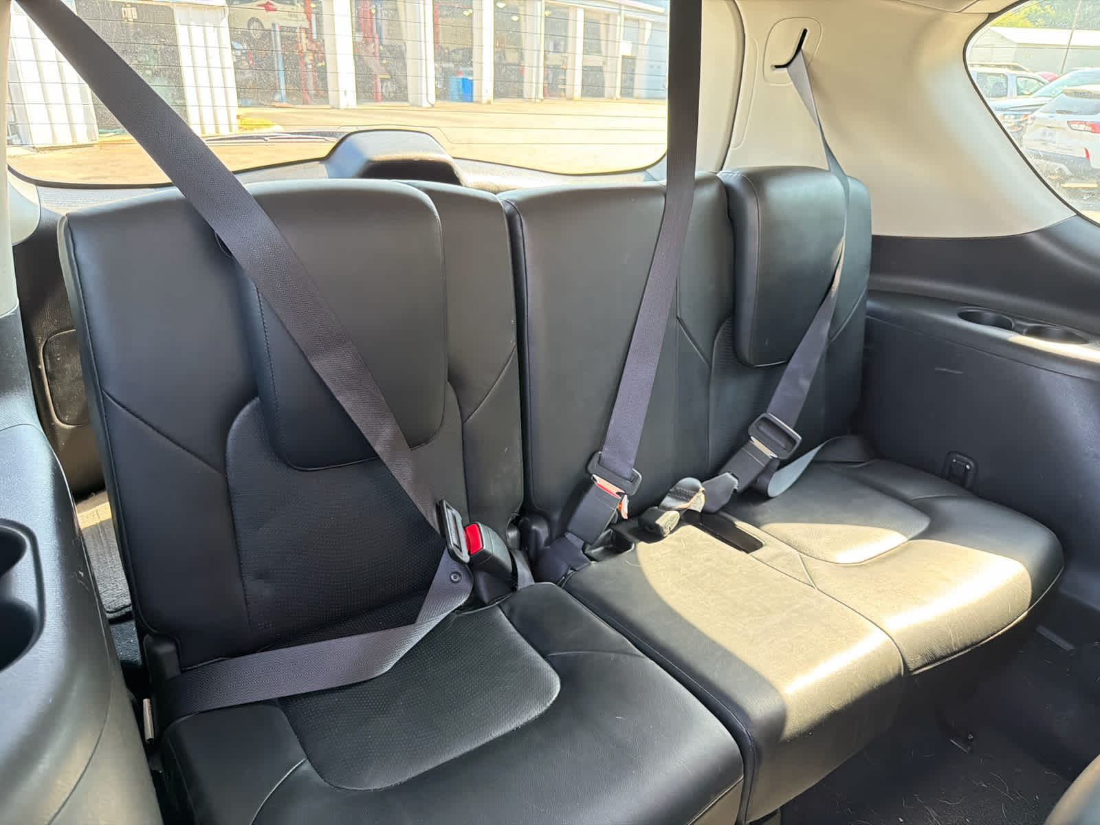 2016 INFINITI QX80 Base