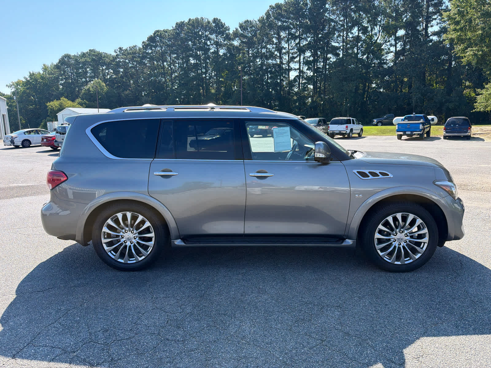 2016 INFINITI QX80 Base