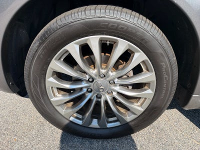 2016 INFINITI QX80 Base