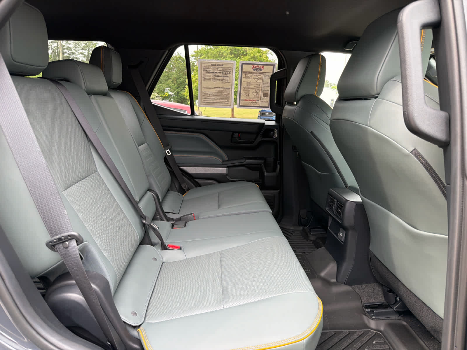 2025 Toyota 4Runner Hybrid Trailhunter