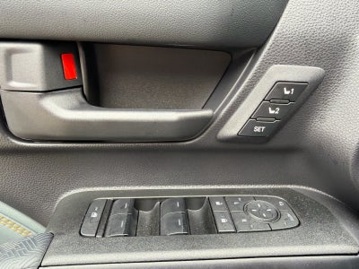 2025 Toyota 4Runner Hybrid Trailhunter