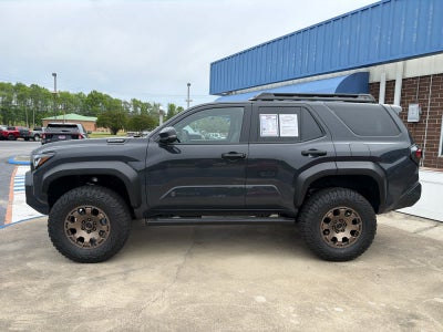 2025 Toyota 4Runner Hybrid Trailhunter