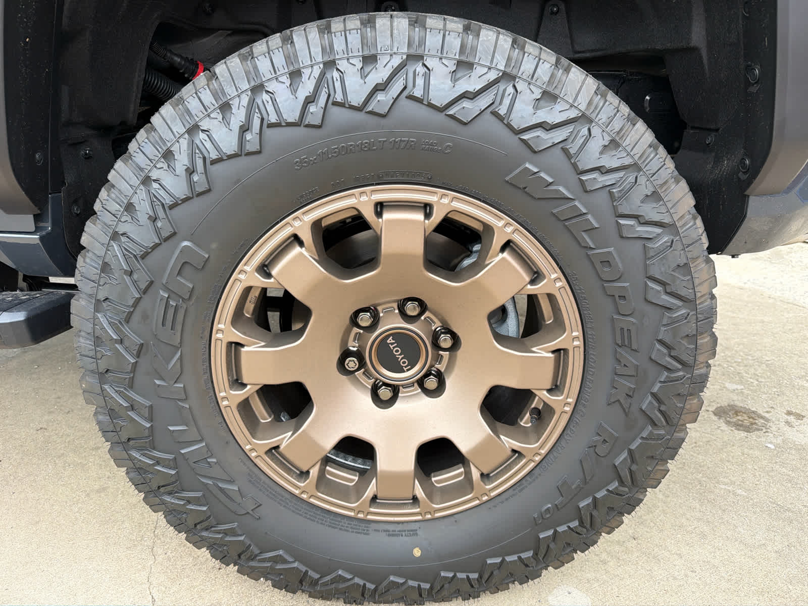 2025 Toyota 4Runner Hybrid Trailhunter