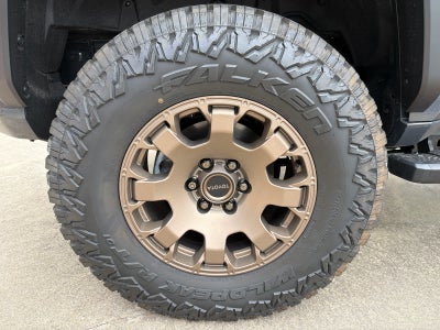 2025 Toyota 4Runner Hybrid Trailhunter