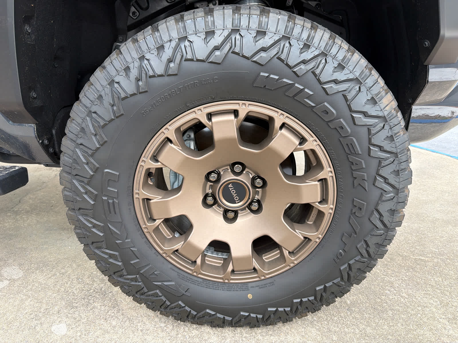 2025 Toyota 4Runner Hybrid Trailhunter