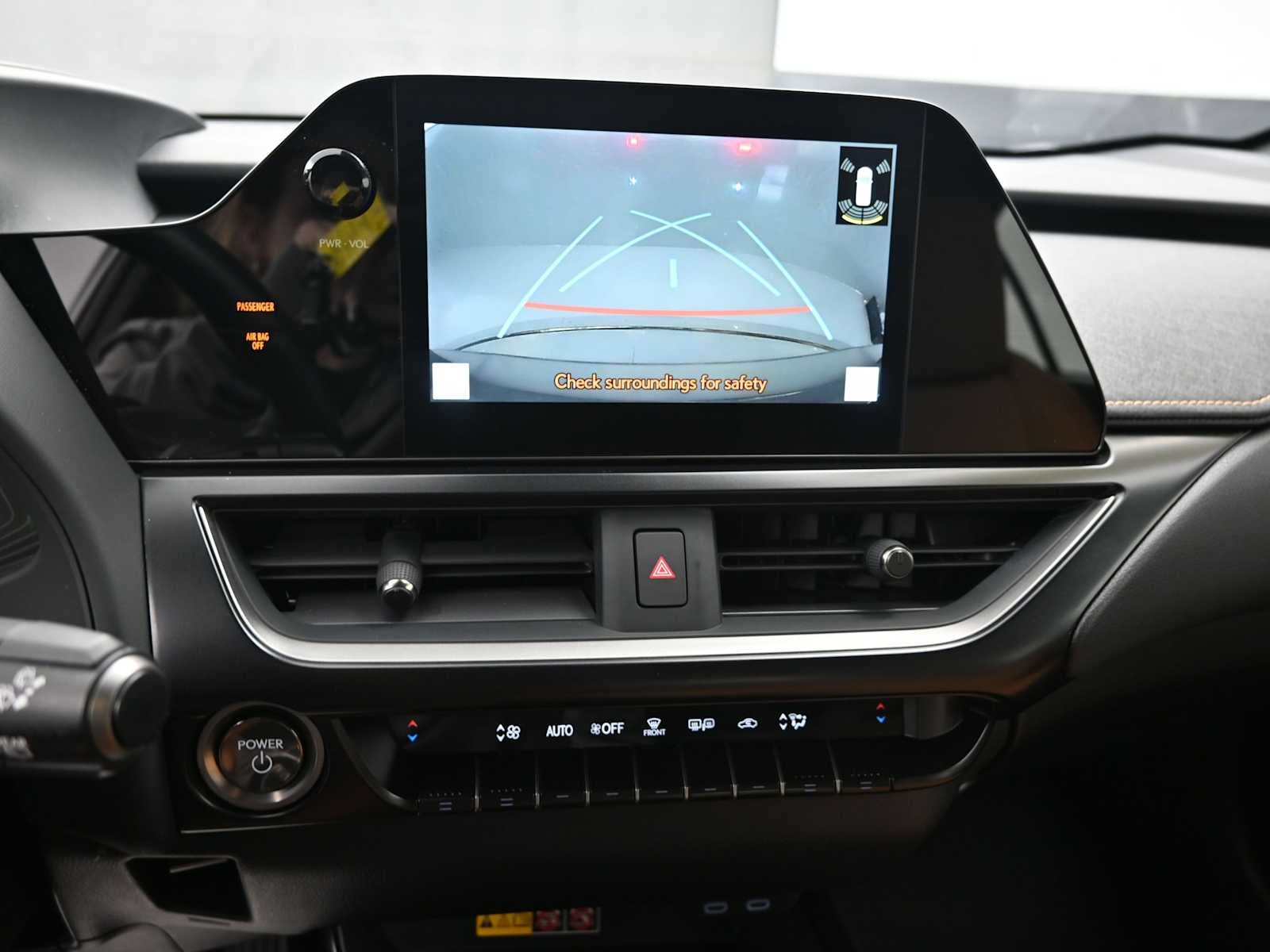 2024 Lexus UX 250h Premium