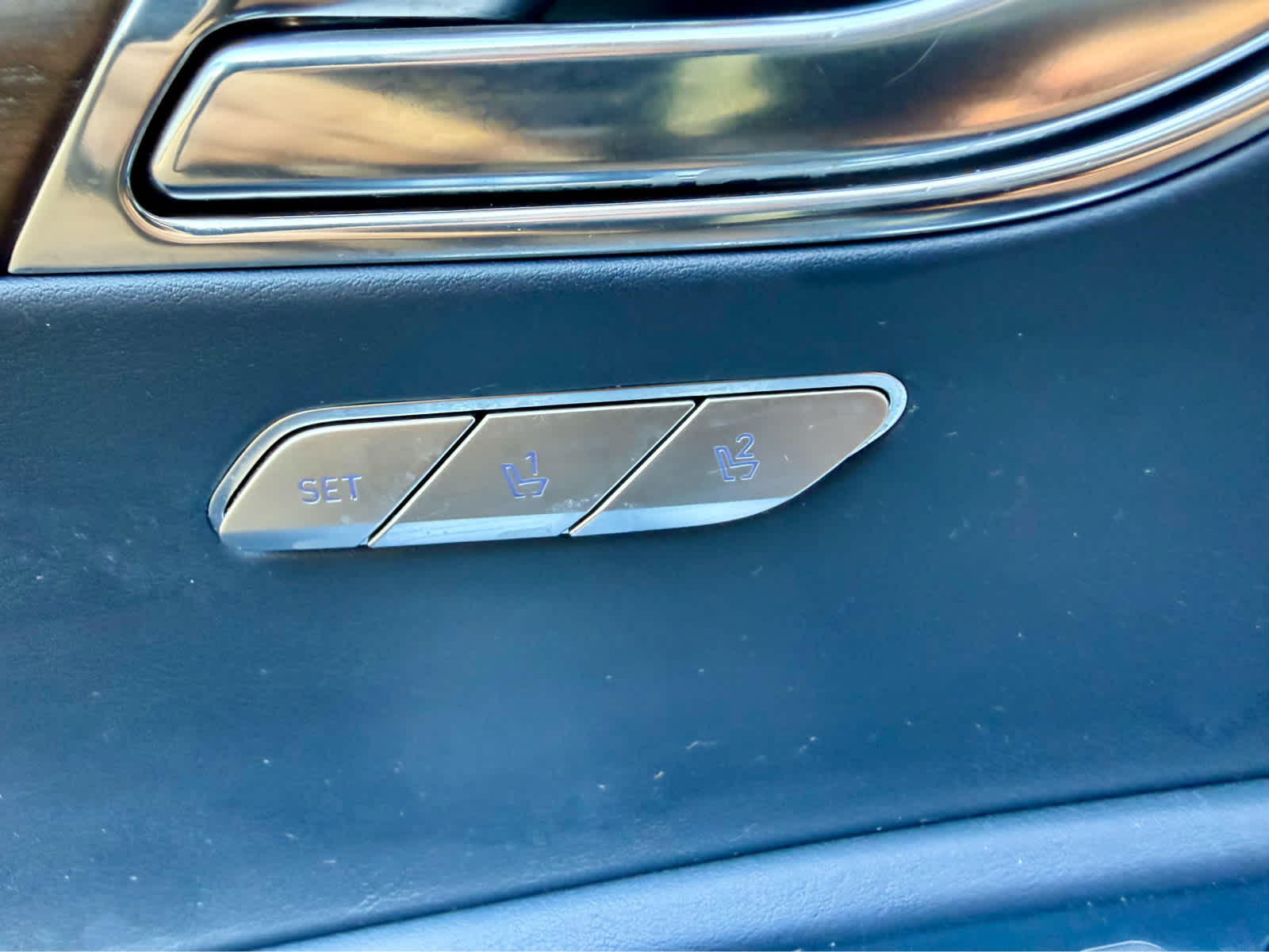 2023 Genesis GV80 2.5T