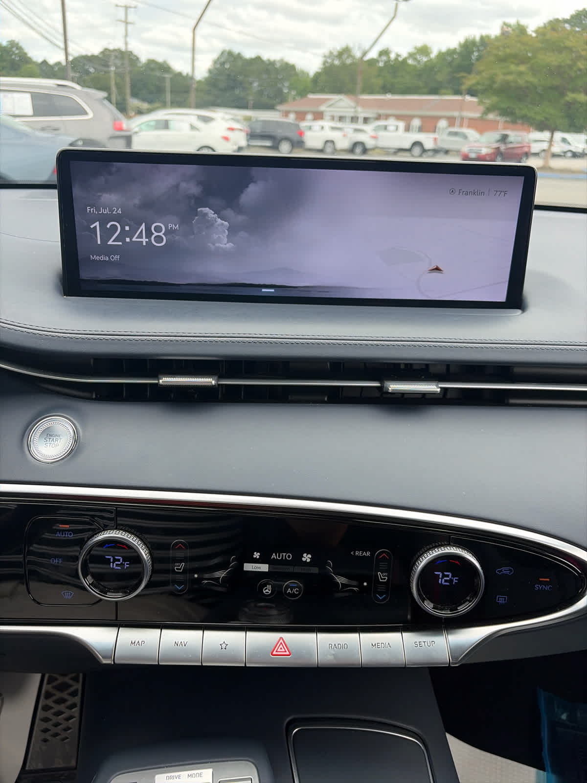 2023 Genesis GV70 2.5T