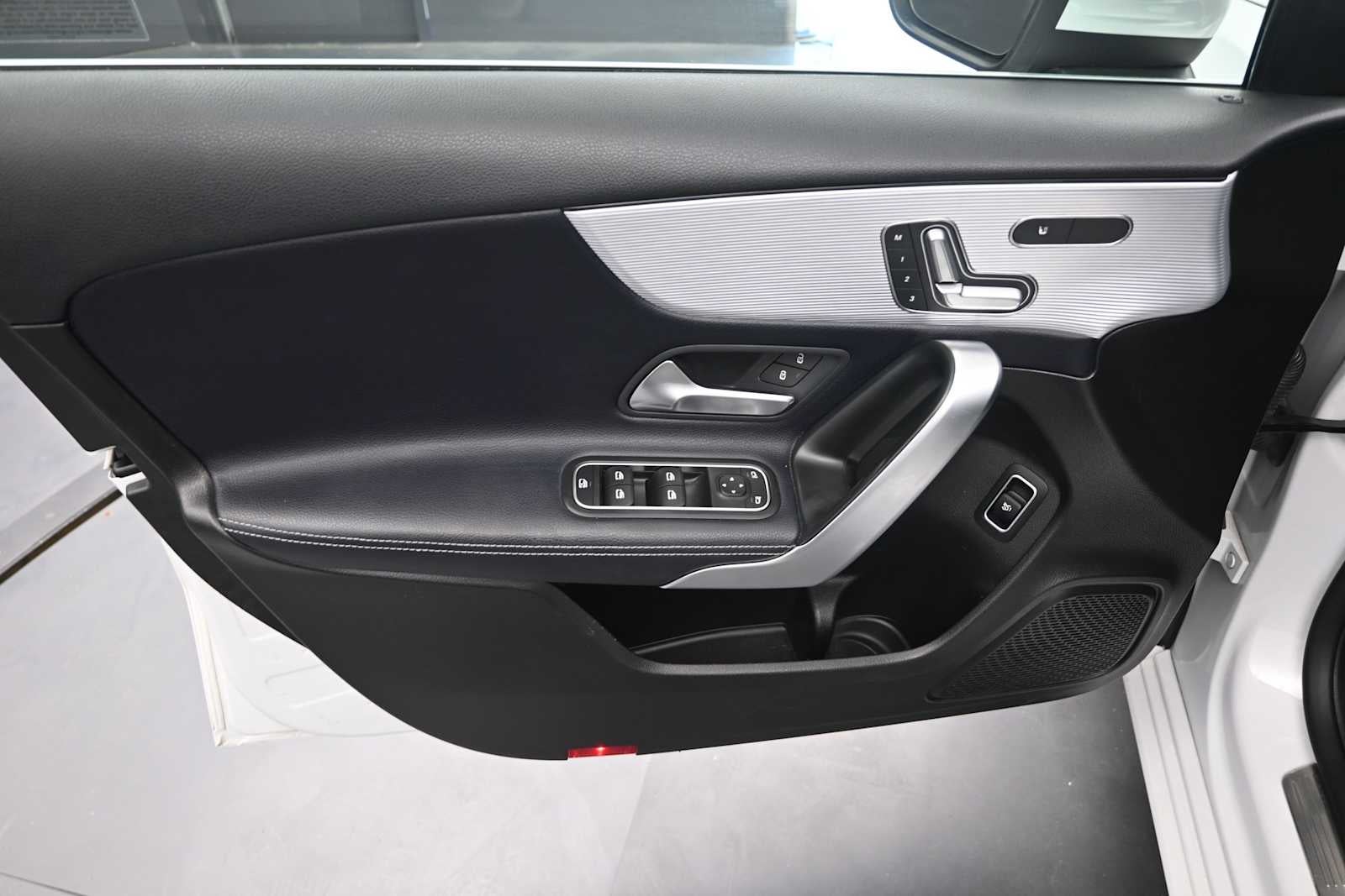 2020 Mercedes-Benz A 220 A 220