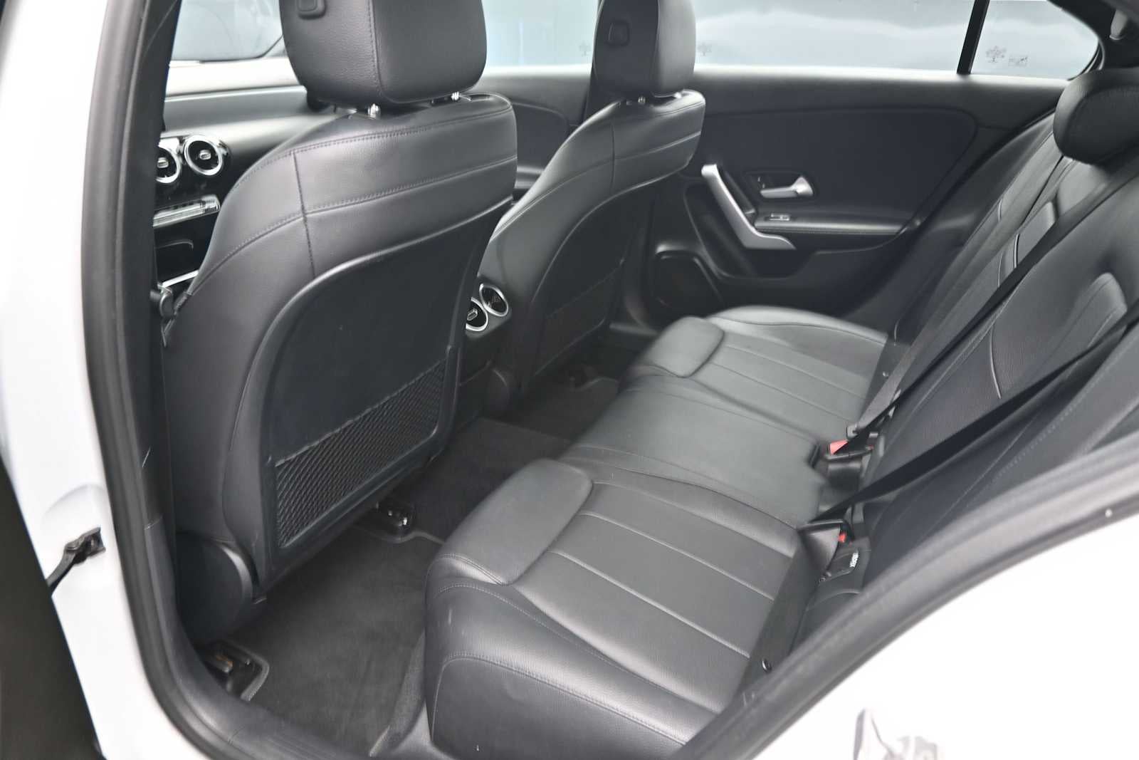2020 Mercedes-Benz A 220 A 220