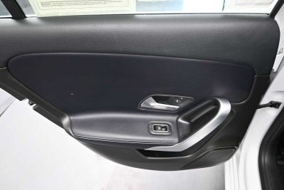 2020 Mercedes-Benz A 220 A 220
