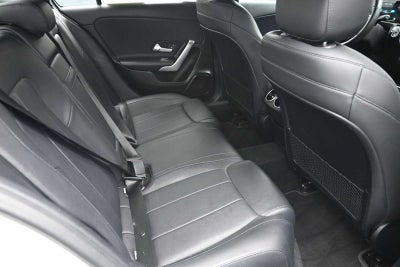 2020 Mercedes-Benz A 220 A 220