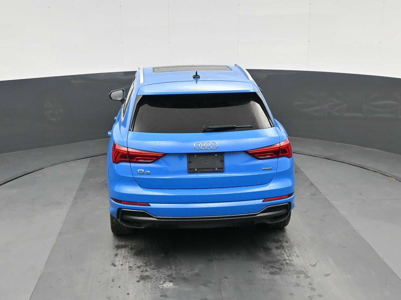 2022 Audi Q3 S line Premium