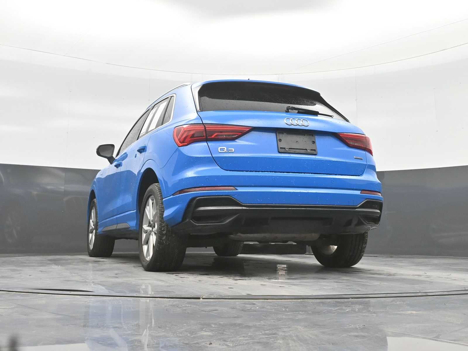 2022 Audi Q3 S line Premium