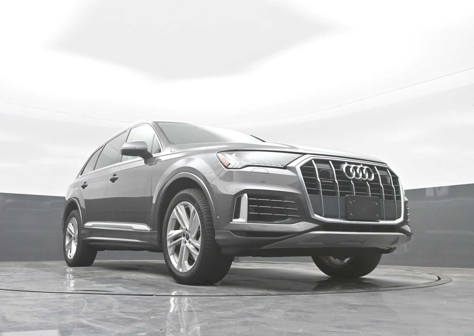 2021 Audi Q7 Premium Plus
