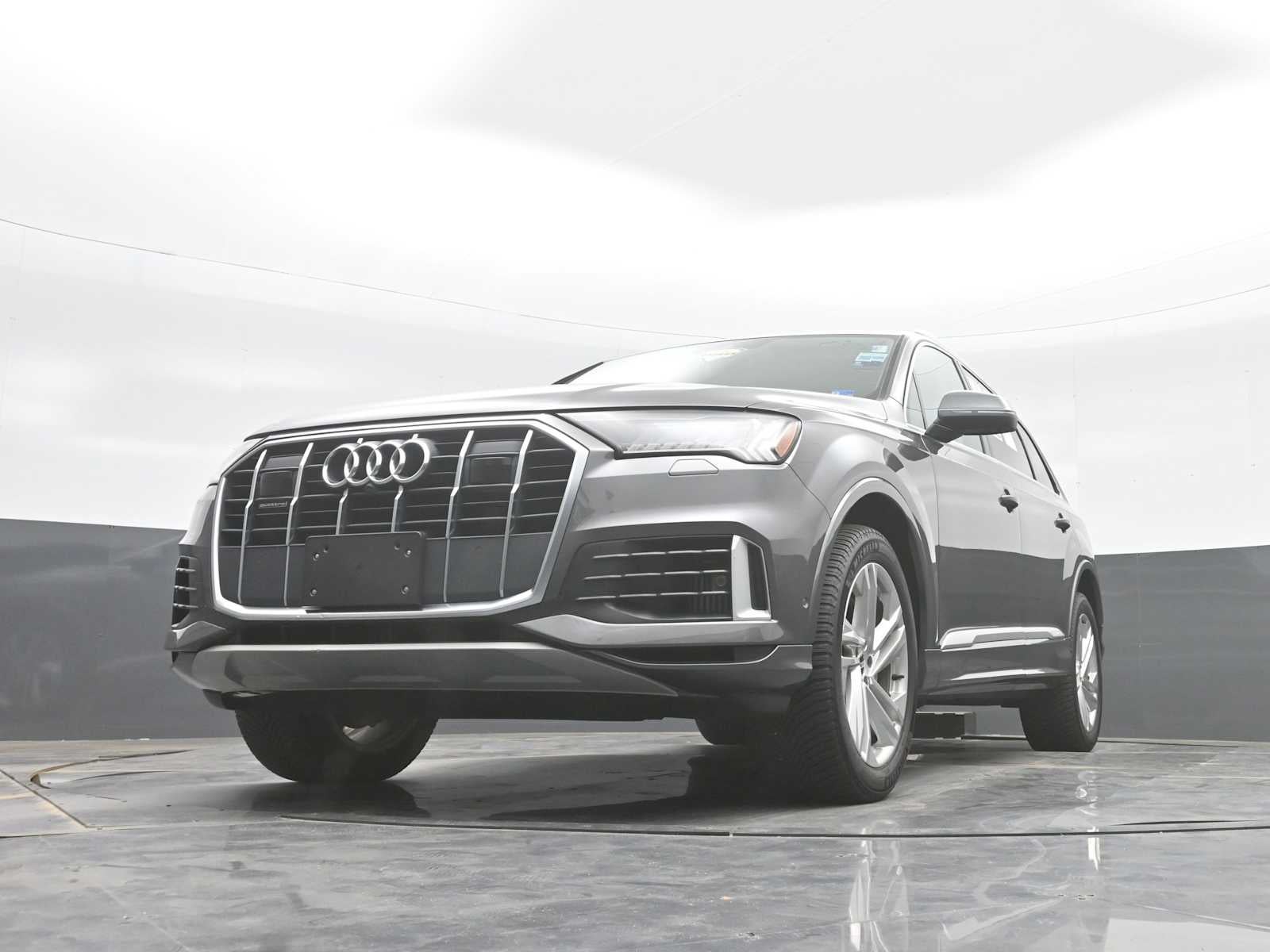 2021 Audi Q7 Premium Plus