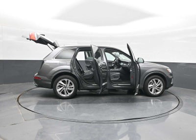 2021 Audi Q7 Premium Plus
