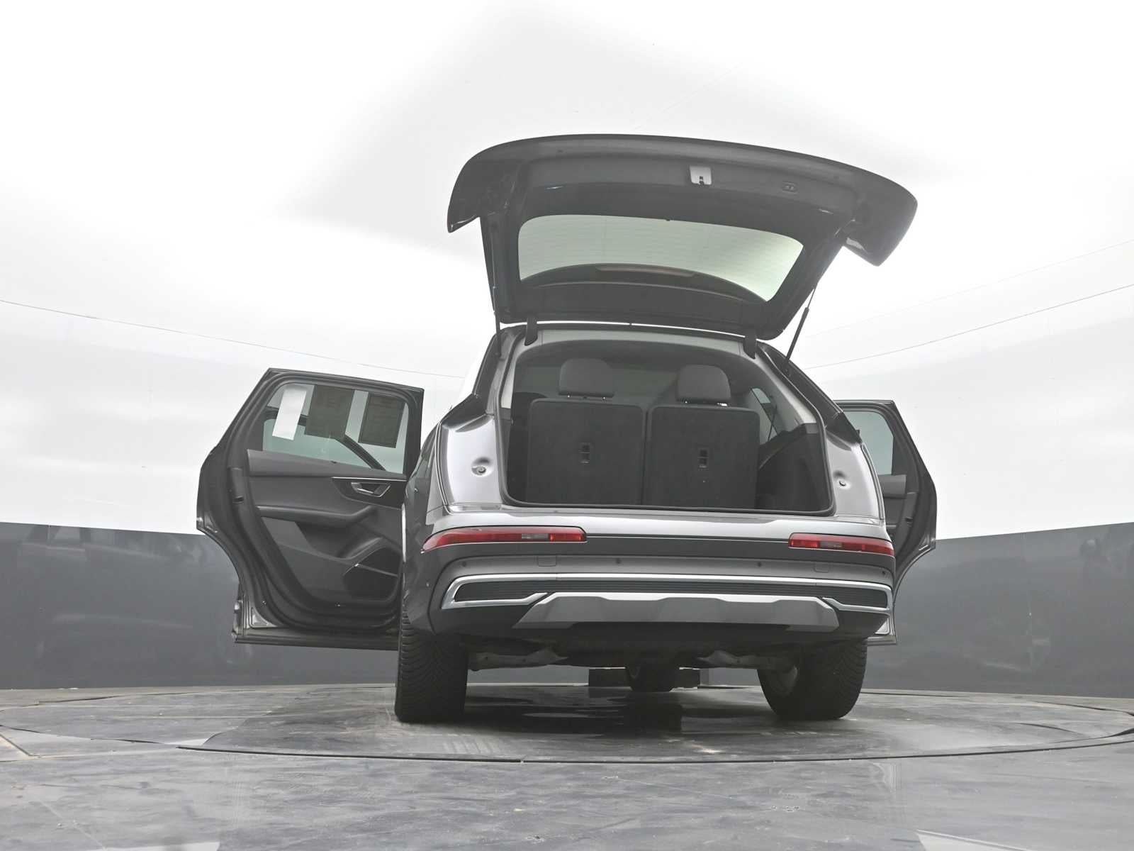 2021 Audi Q7 Premium Plus